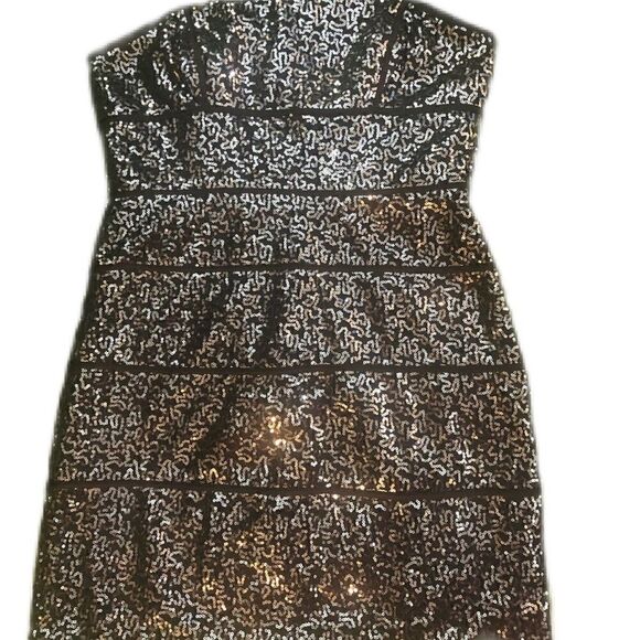 Strapless black sequin mini dress - Picture 5 of 10